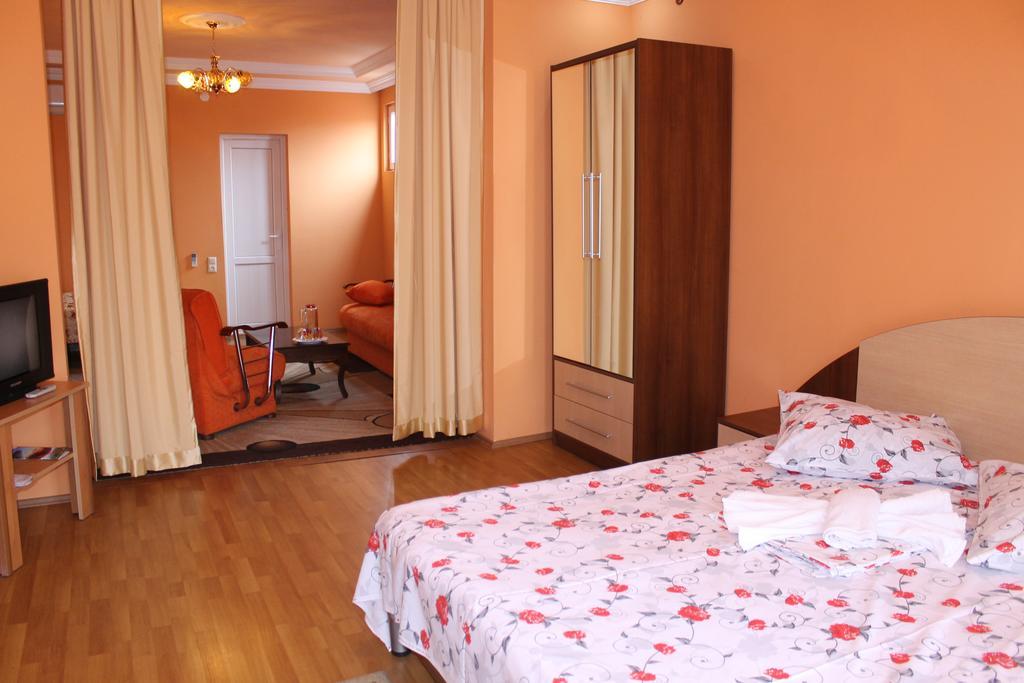 Marani Hotel Batumi Cameră foto